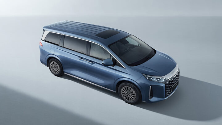 BYD México anuncia el lanzamiento oficial de la nueva miniván BYD M9