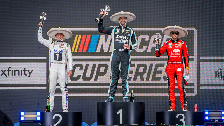 Shane Van Gisbergen triunfa en la «Viva México 250» y está en Playoffs