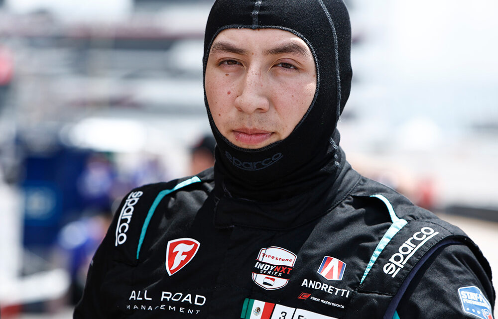 Ricardo Escotto completa su debut en óvalo de San Louis; ¡Mirada fija para Road America!