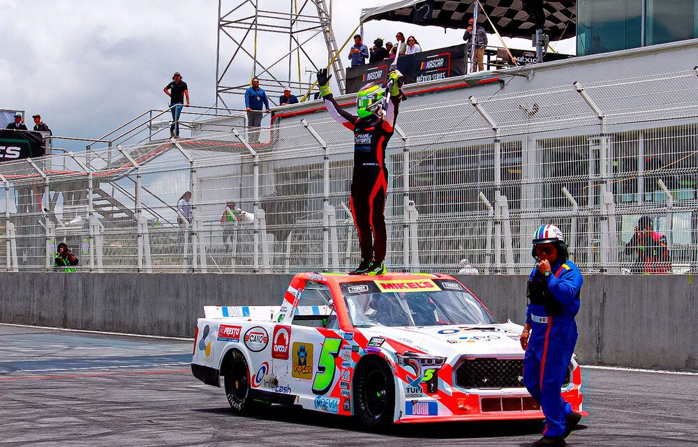 Consigue Mateo Girón su quinta victoria del año en el óvalo de Puebla