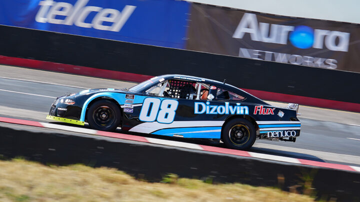 José Luis Ramírez muestra competitividad pese a abandono en la fecha inaugural de NASCAR México