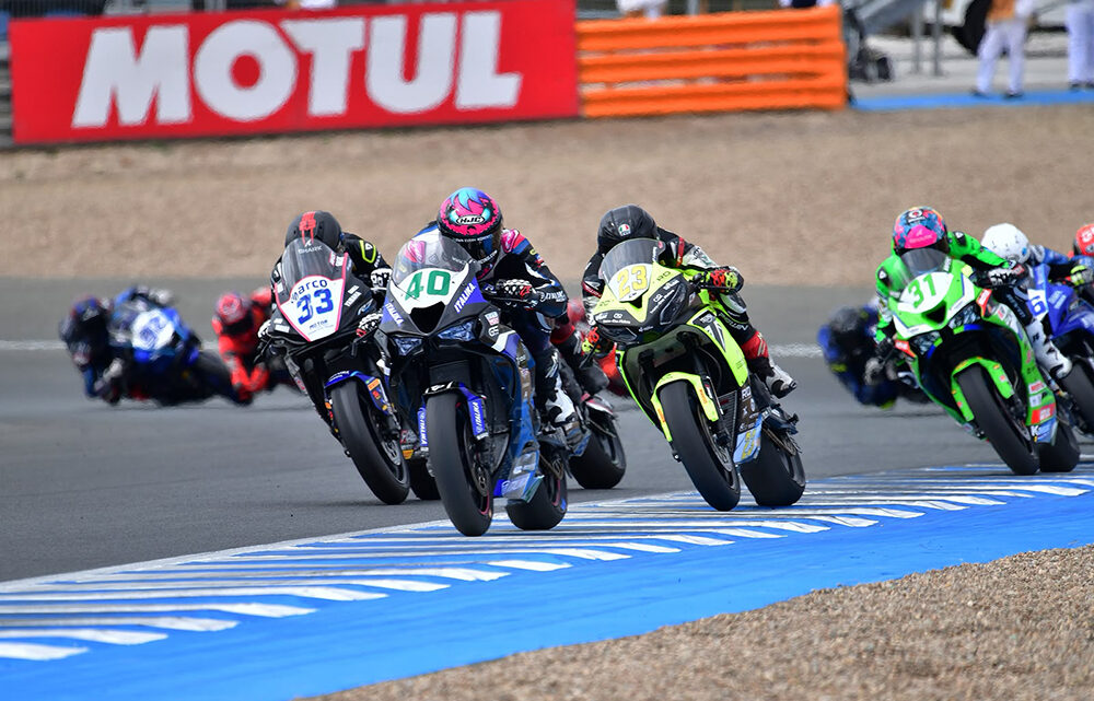 ITALIKA Racing cierra la temporada del WSBK en Jerez con Astrid Madrigal y Juan Risueño entre el top 10 de sus categorías